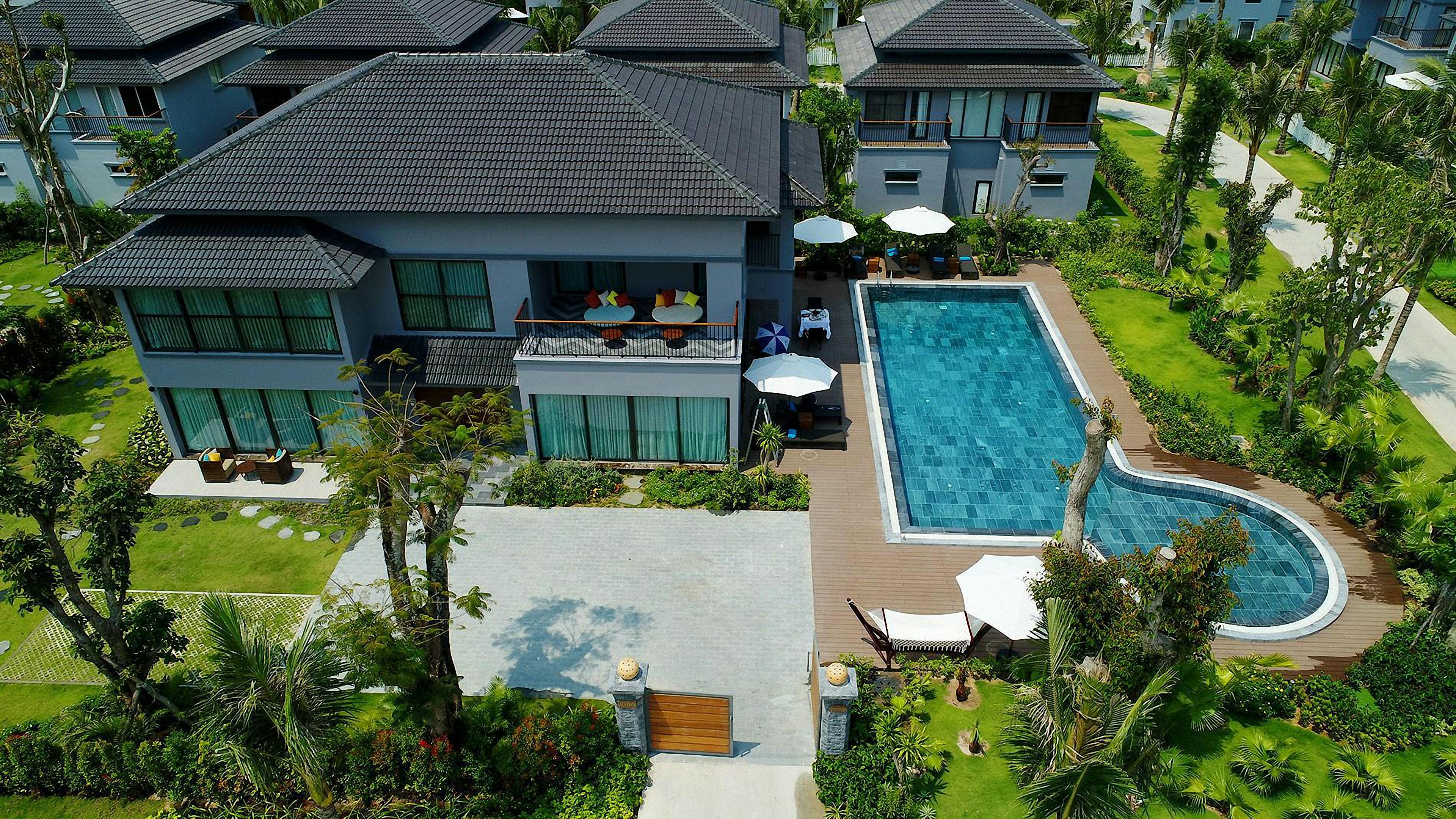 image of Luxury Villas