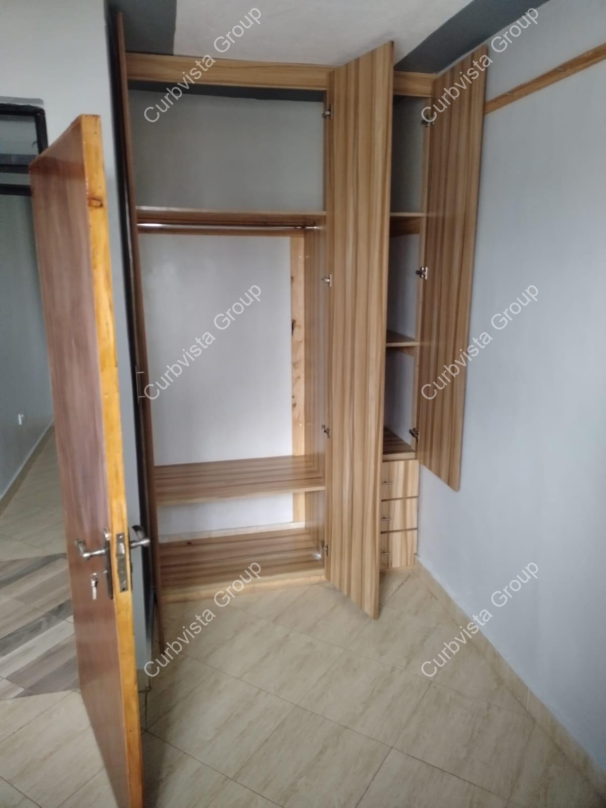 gallery image of Emmanuel Apartment-1 bedroom