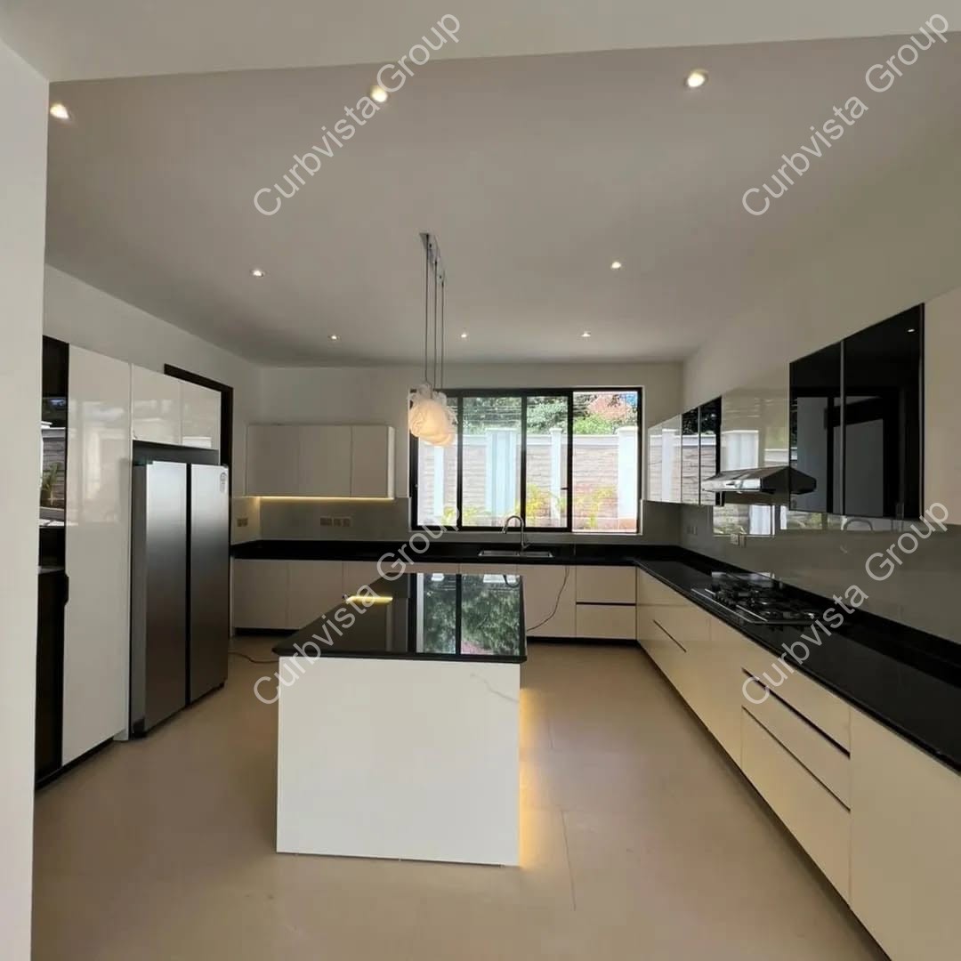 gallery image of Luxury 6 Bedroom Home for Sale in Kitusuru, Nairobi